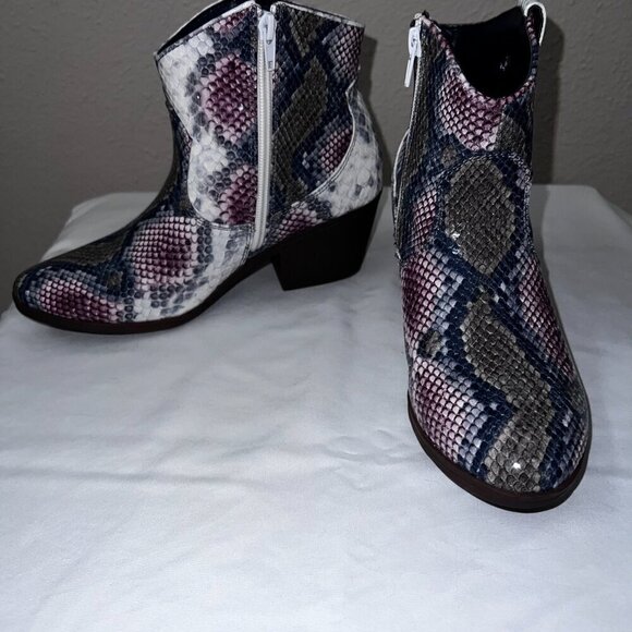 True Craft Multi-Colored Faux Snakeskin Ankle Boots 6M - Picture 4 of 8